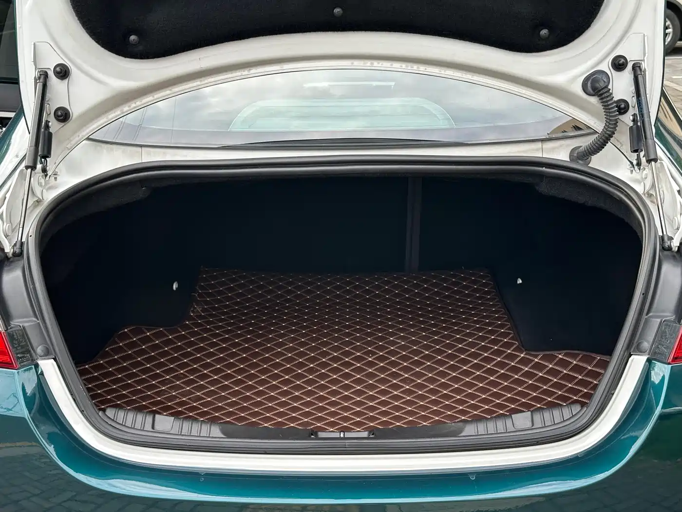 Jaguar XF 2013 2014 XF 2.0T Elegance Edition