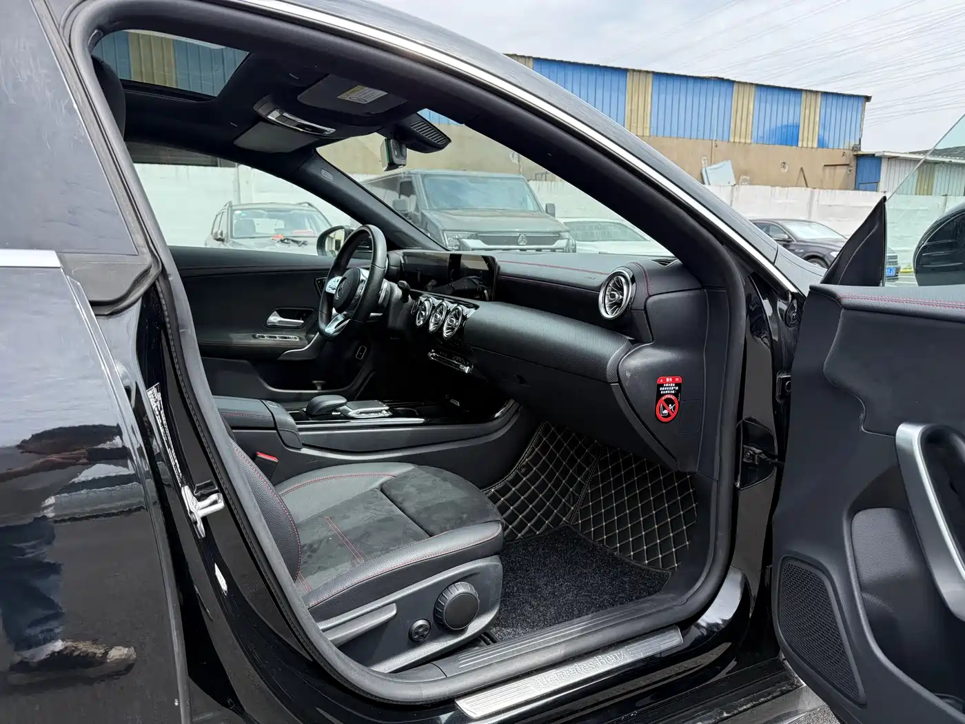 Mercedes-Benz CLA (Import) 2021 CLA 200 фото 12