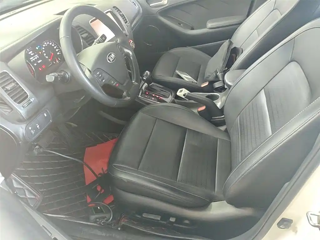 Kia K3 2017 1.6L Automatic 15th Anniversary Special GLS фото 15