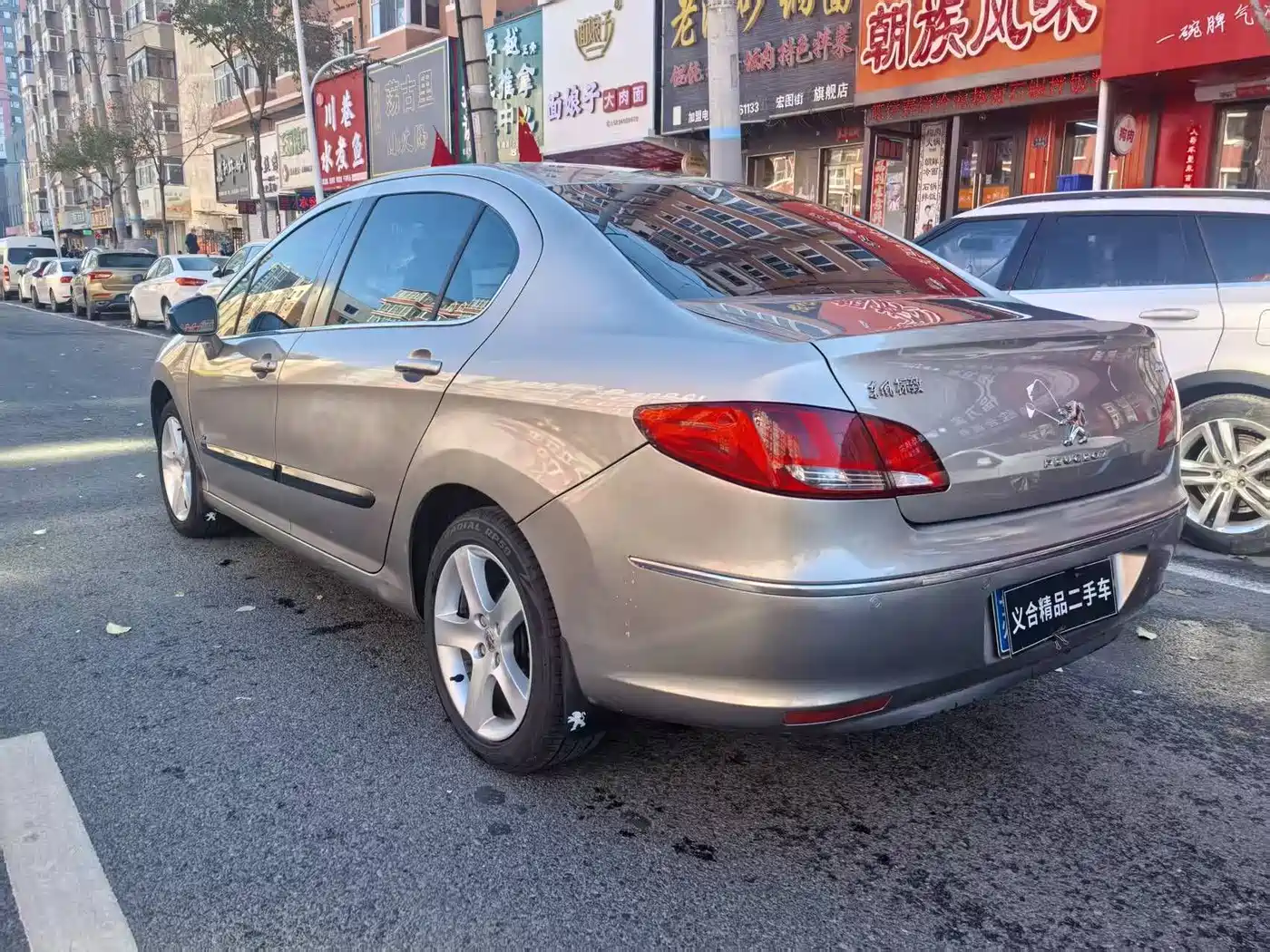 Peugeot 408 2011 2.0L Automatic Luxury Edition фото 4