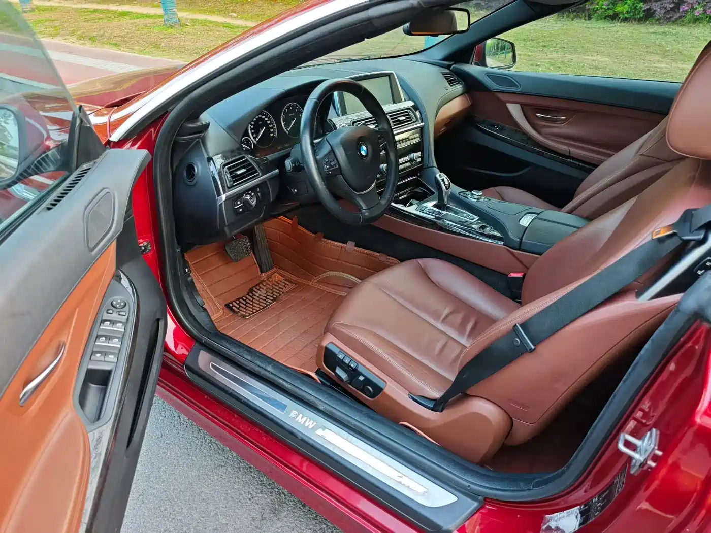 BMW 6 Series 2011 640i Convertible Coupe фото 4