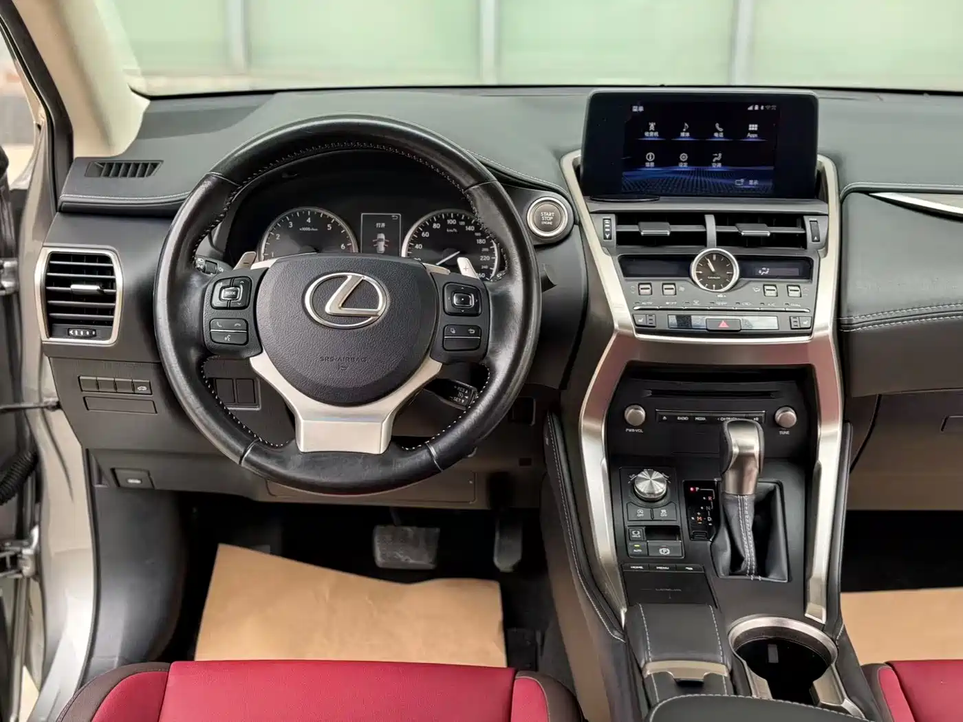Lexus NX 2018 Model 300 FWD Fengxing Edition фото 21