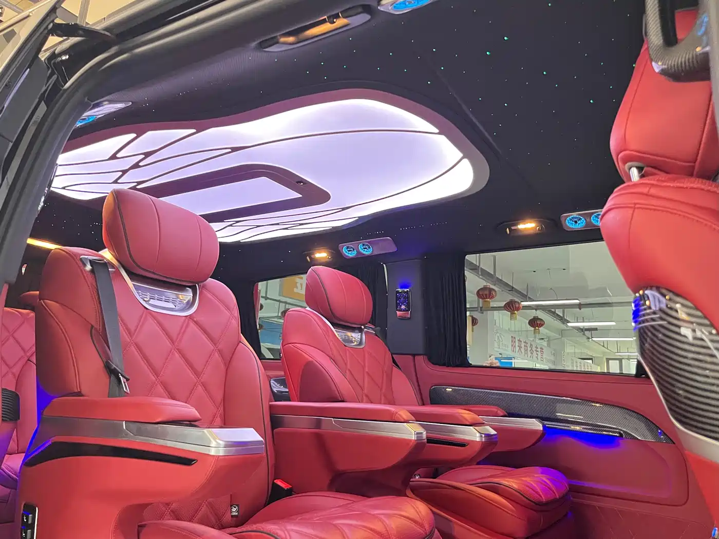 Mercedes-Benz Vito 2024 2.0T Elite Edition 7-Seater фото 10