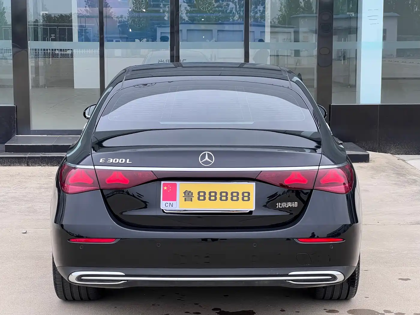 Mercedes-Benz E-Class 2026 E 300 L Fashion фото 8