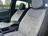 Photo 11 - Volkswagen ID.4 CROZZ