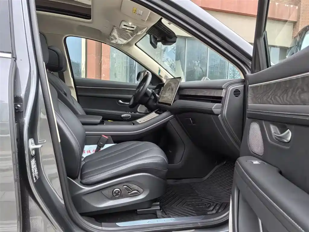 AITO Wenjie AITO M7 2024 1.5T AWD Plus 5-Seater фото 14