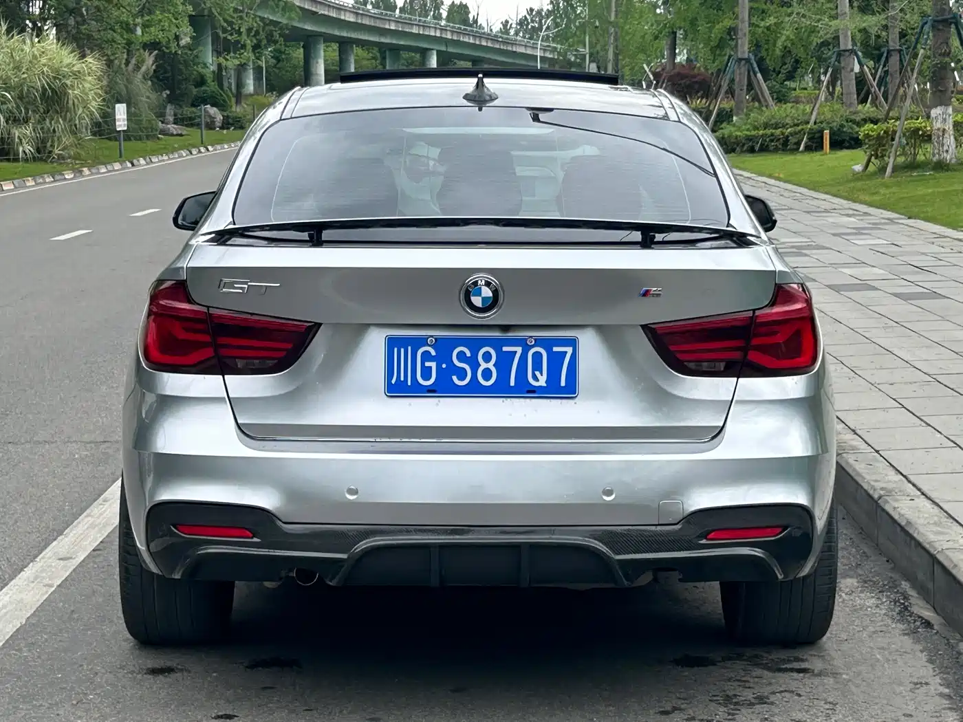 BMW 3 Series GT 2020 320i M Sport Package фото 5