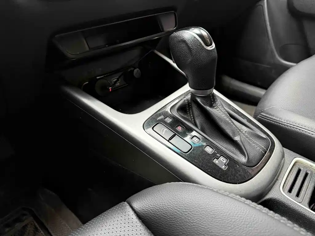 Photo 9 - Kia KX3