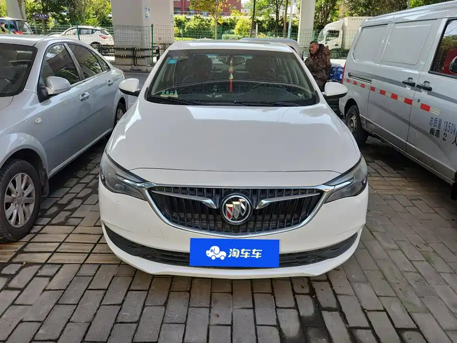 Фото 2 - Buick Excelle