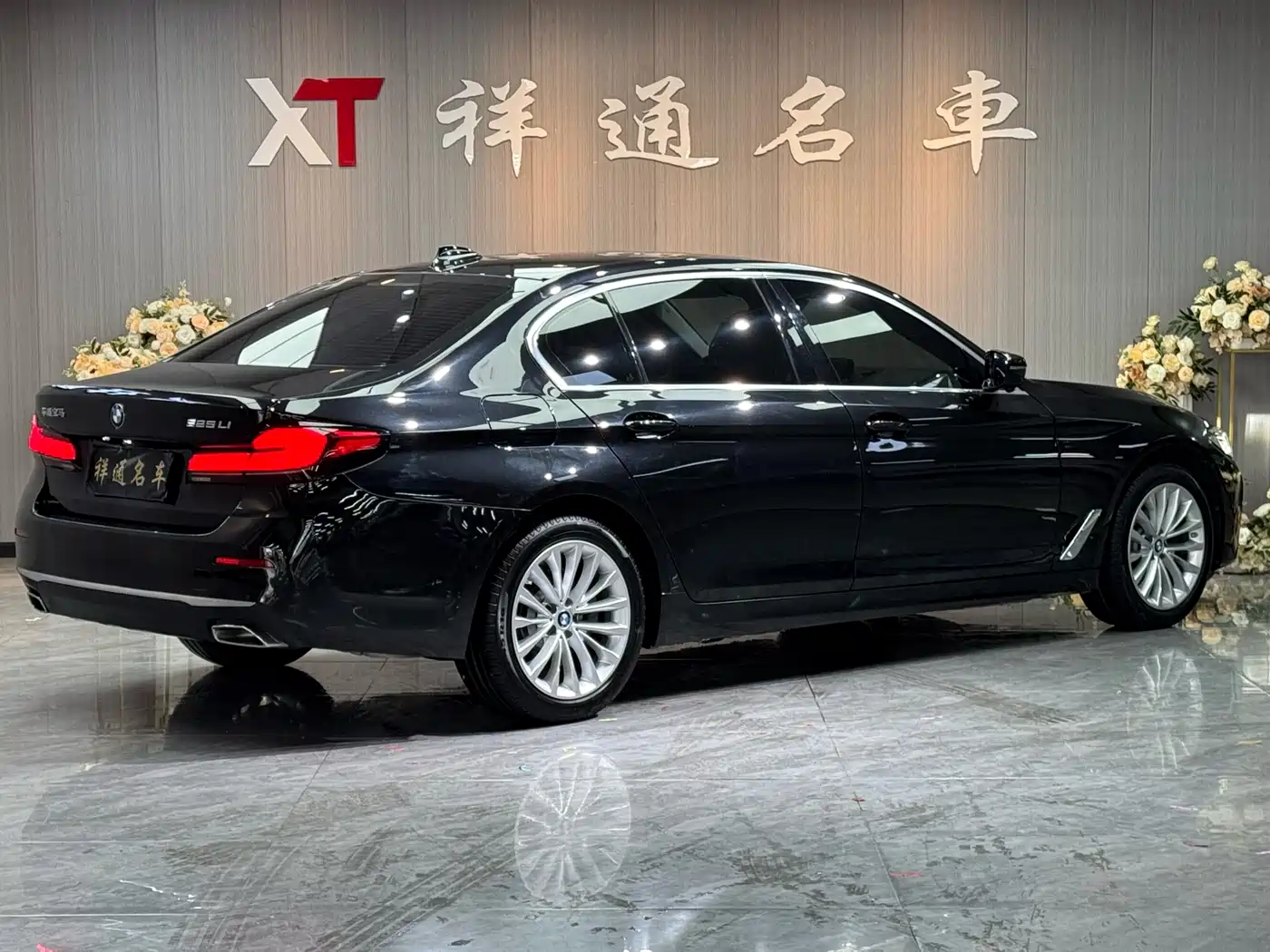BMW 5 Series 2021 525Li Luxury Package фото 10