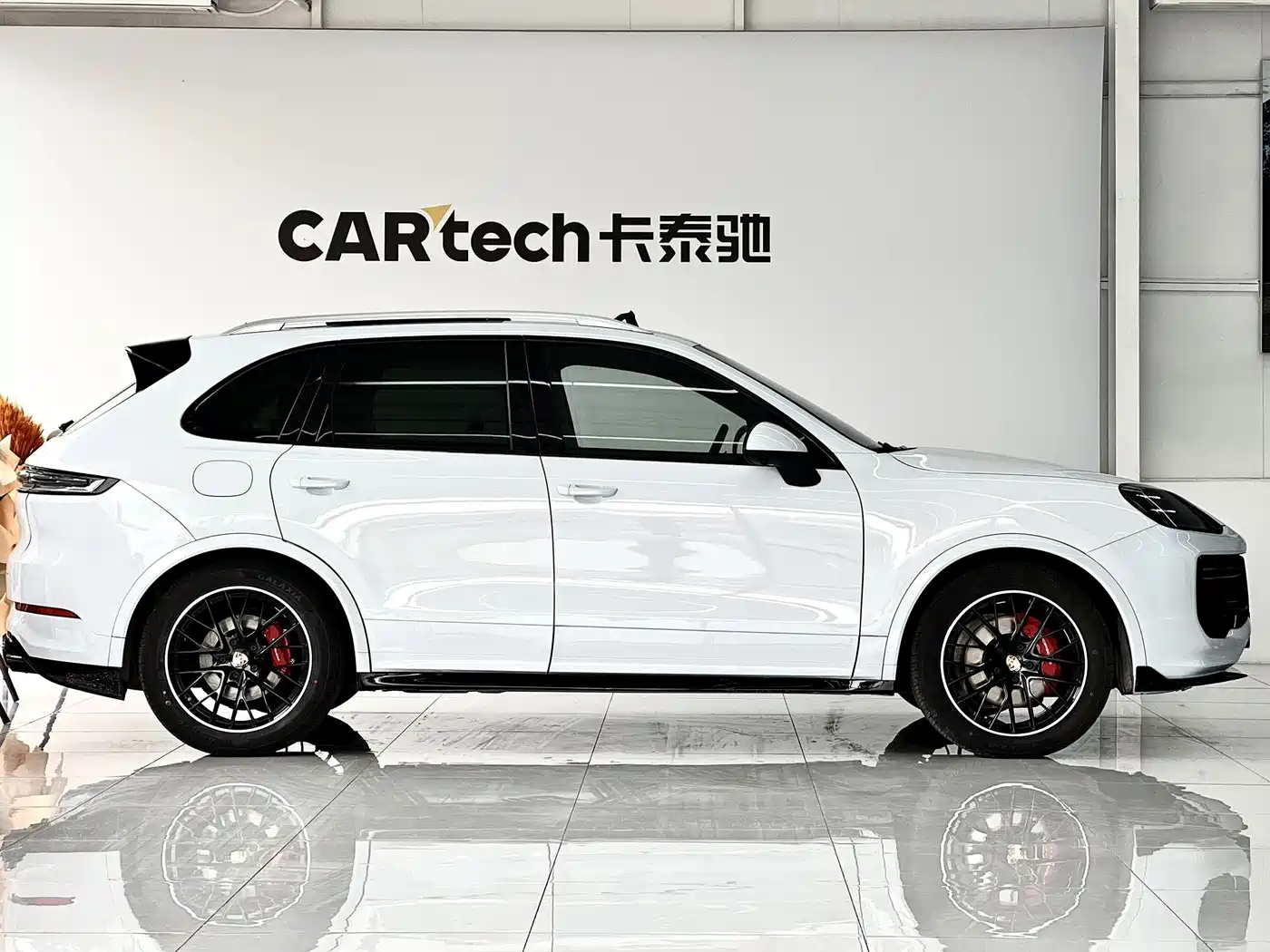 Porsche Cayenne 2011 Cayenne 3.0T фото 11