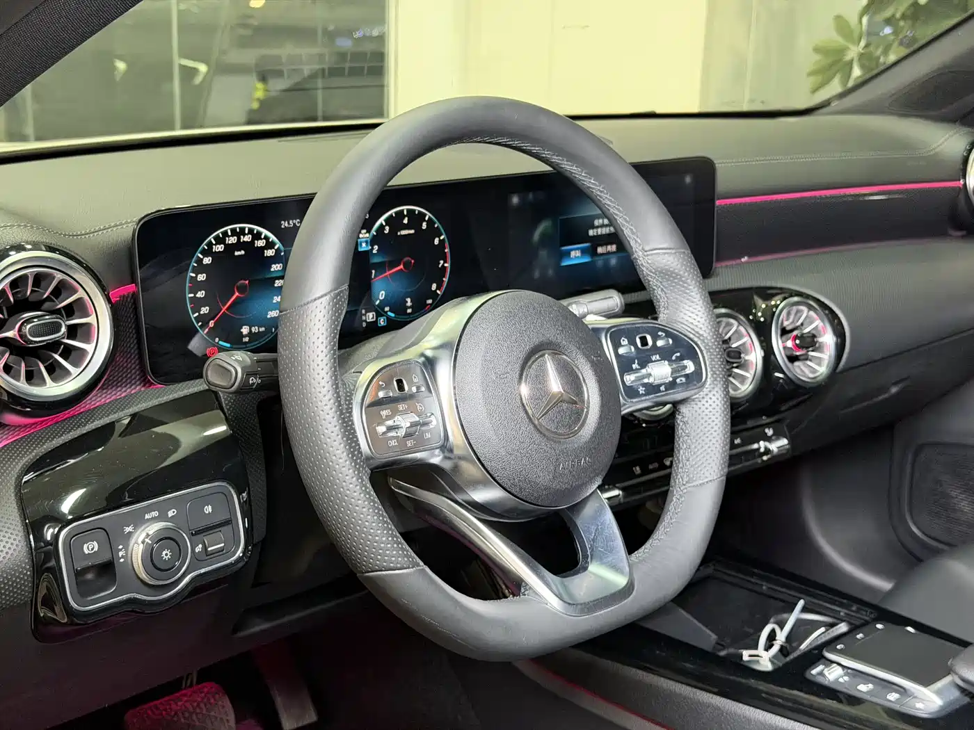Mercedes-Benz A-Class 2022 A 200 L Sport Sedan Dynamic фото 7