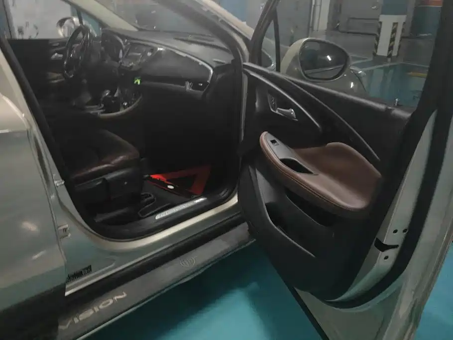 Buick Envision Plus 2015 2014 28T 4WD Elite