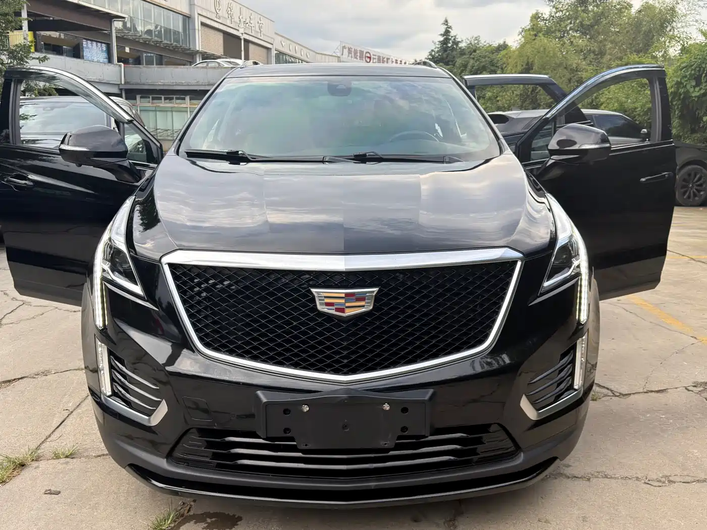 Фото 16 - Cadillac XT5