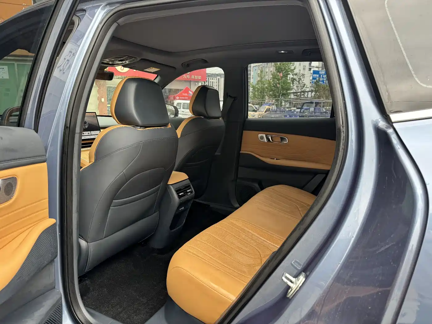 Geely Galaxy Galaxy Starship 7 EM-i 2025 Model 120km Explorer+ Edition фото 8