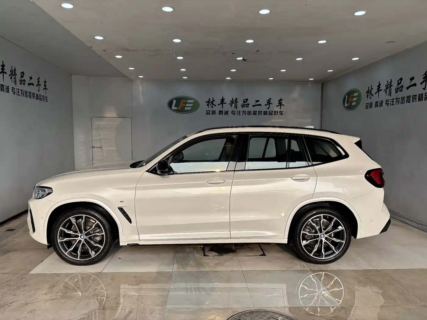 BMW X3 2023 xDrive30i Leading M Night Package фото 5
