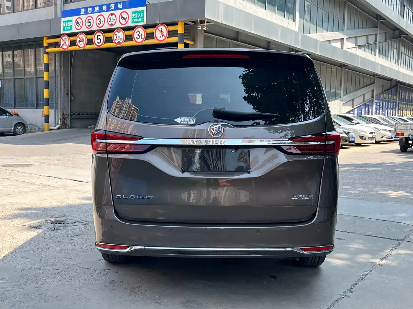 BUICK GL8