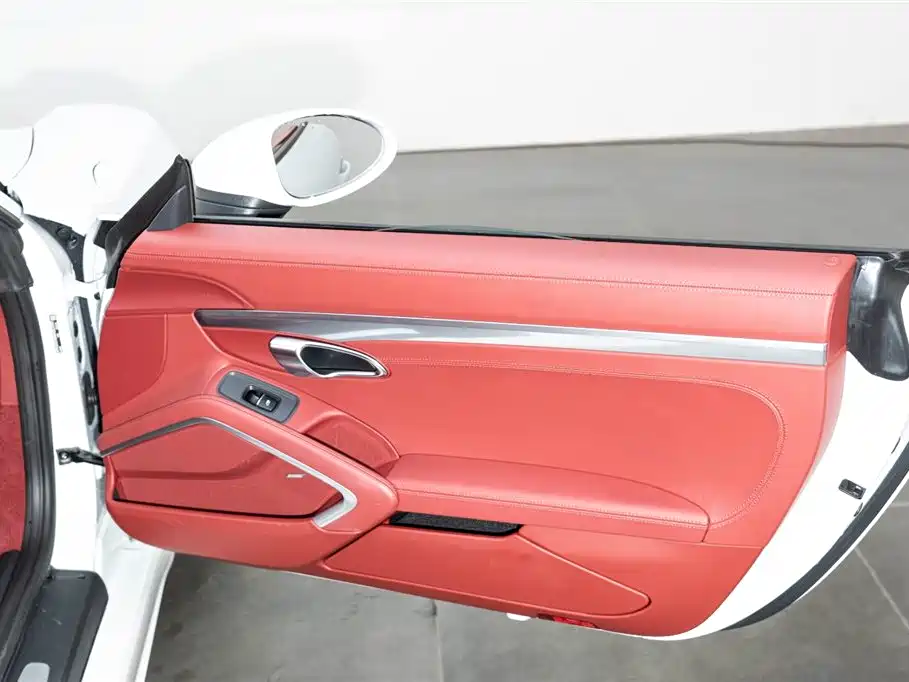 Porsche 718 2022 Boxster 2.0T фото 15