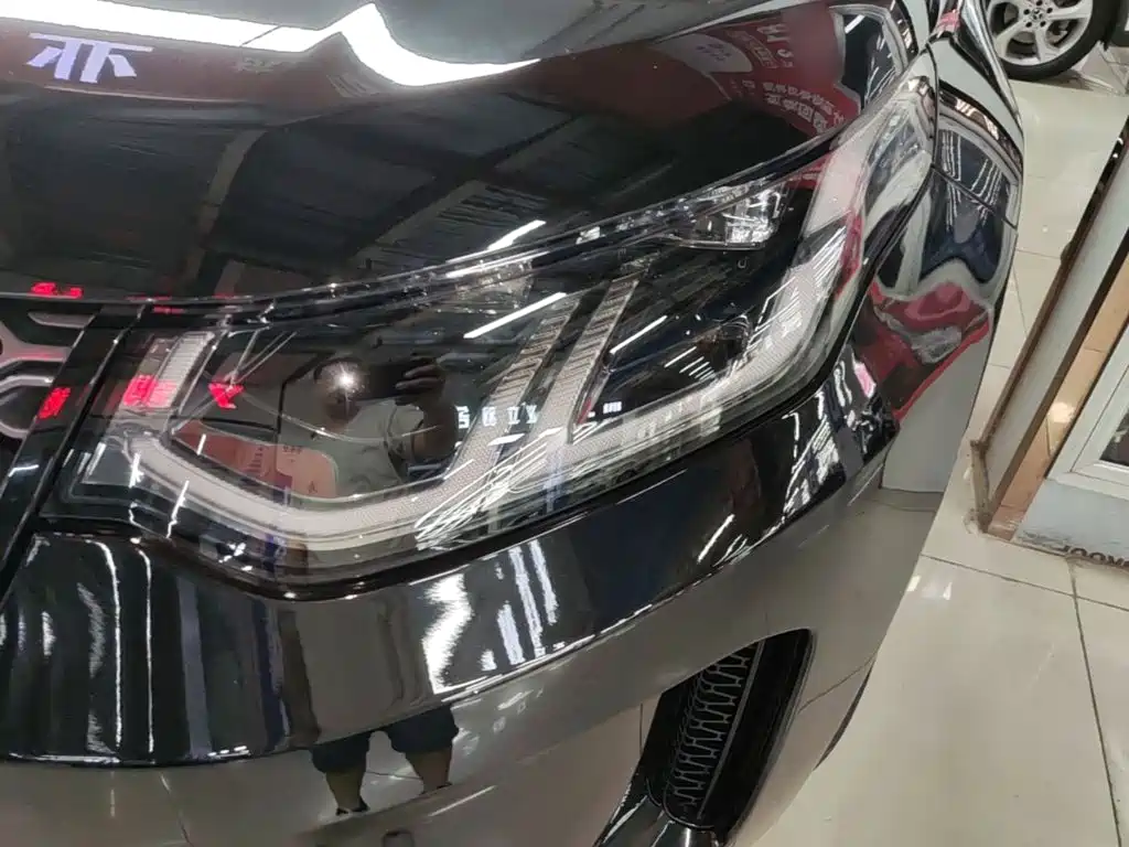 Фото 24 - Land Rover Discovery Sport
