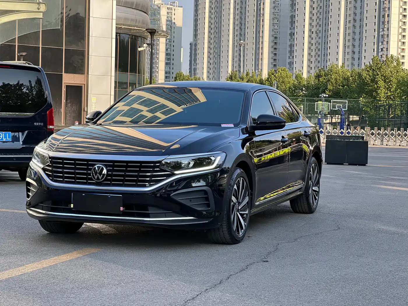 Volkswagen Passat 2024 380TSI Dragon Soaring Edition