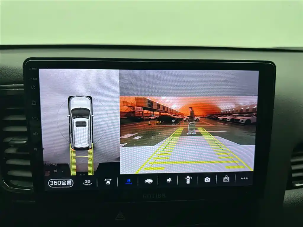 Mitsubishi Outlander 2021 2.0L 2WD Smooth Ride Version 5-Seater фото 14