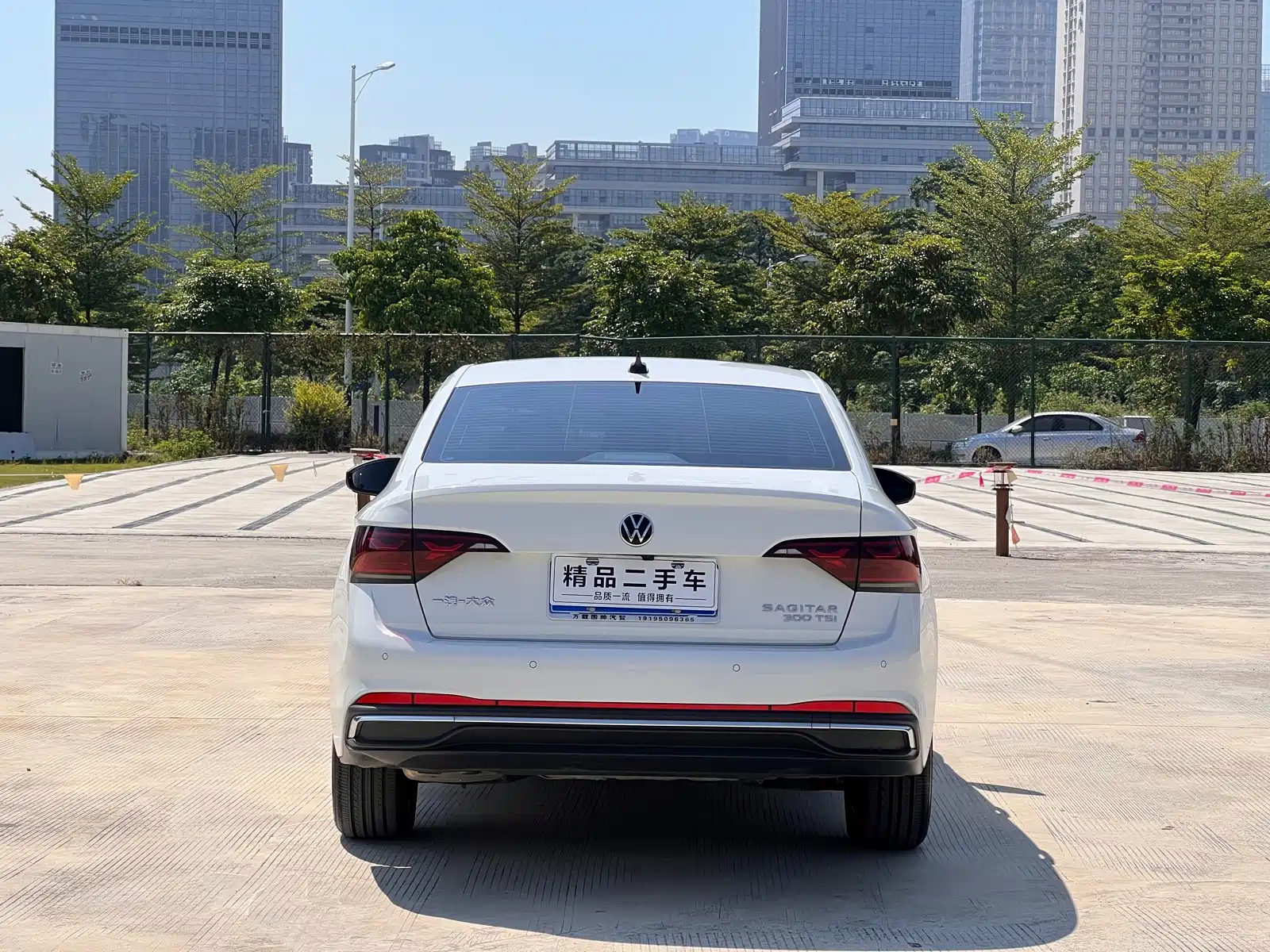 Фото 5 - Volkswagen Sagitar