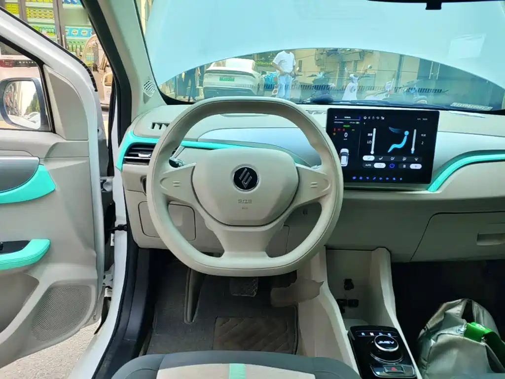 JMCG New Energy Yizhi EV3 2024 2024 Youth Edition 330KM Comfort