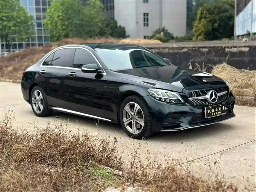 Mercedes-Benz C-Class 2020 C 260 L Sport фото 3