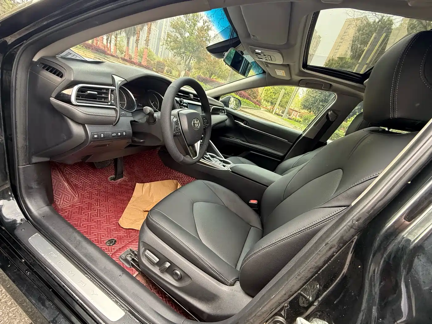 Toyota Camry 2018 2.0G Luxury Edition фото 8