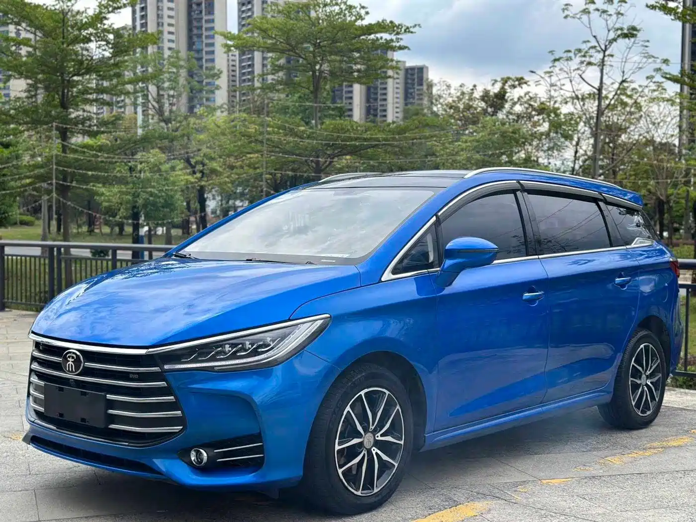 BYD Song MAX 2018 2017 1.5T Auto Smart Elite 7-Seater
