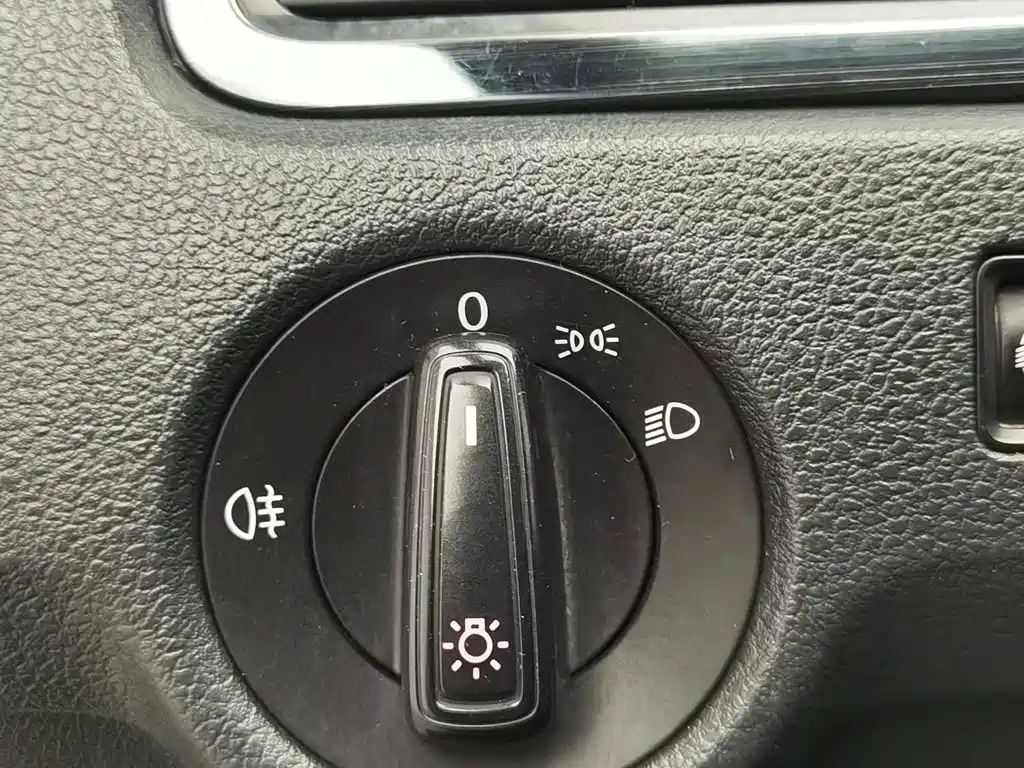 Volkswagen Santana 2014 2013 1.6L Manual Trend Edition