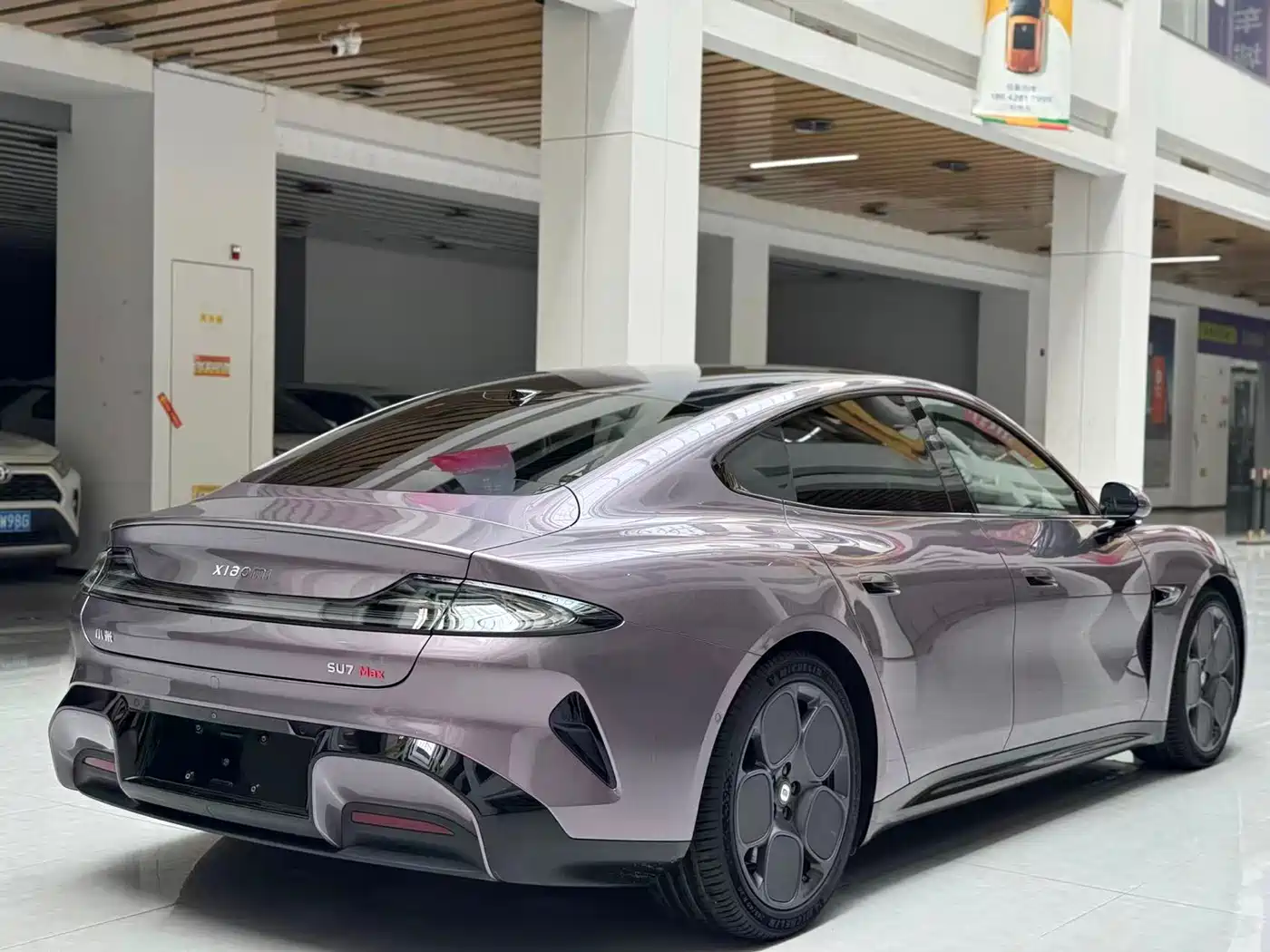 XIAOMI CAR XIAOMI SU7