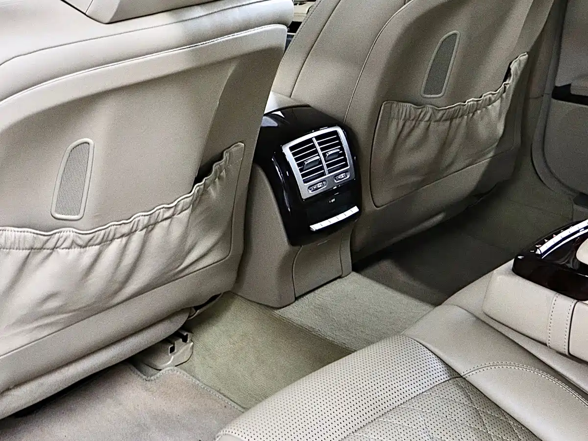 Mercedes-Benz S-Class AMG 2010 AMG S 65 фото 13