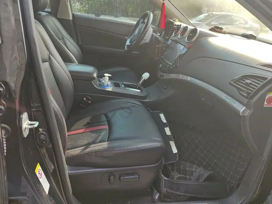 BYD S7 2015 2015 2.0T Automatic Flagship Model