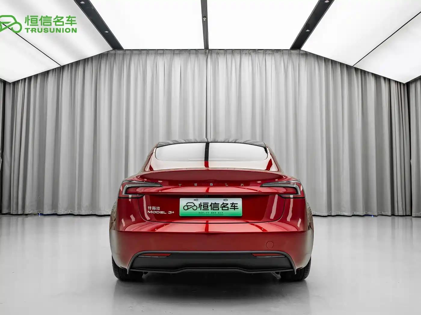 Фото 5 - Tesla Model 3