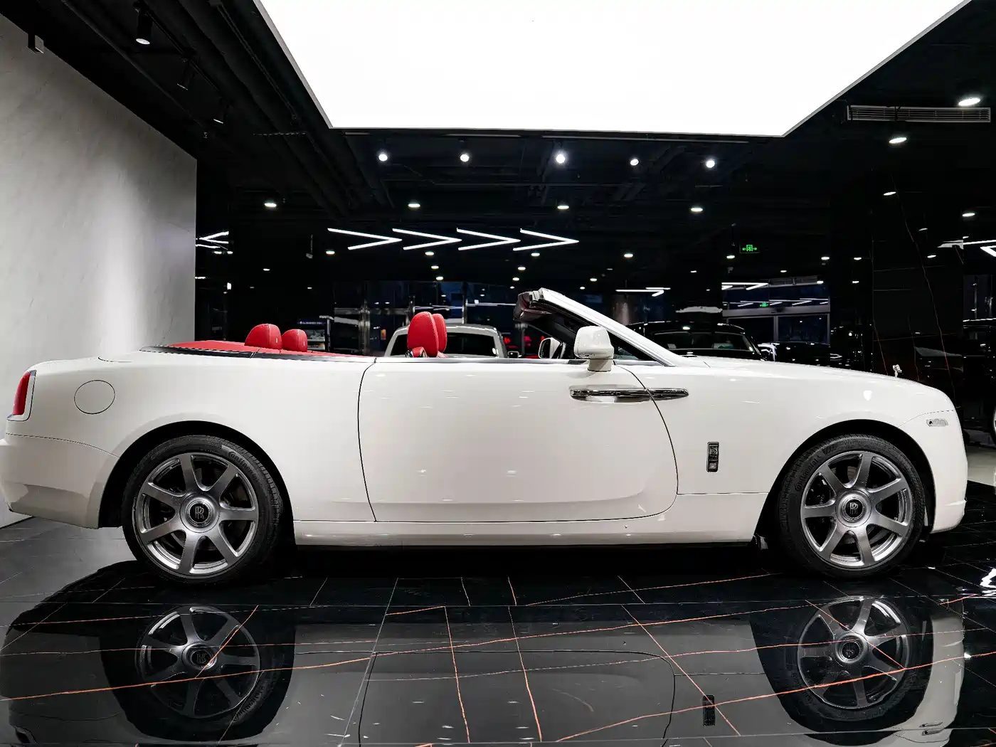 Rolls-Royce Dawn 2017 2015 6.6T Standard