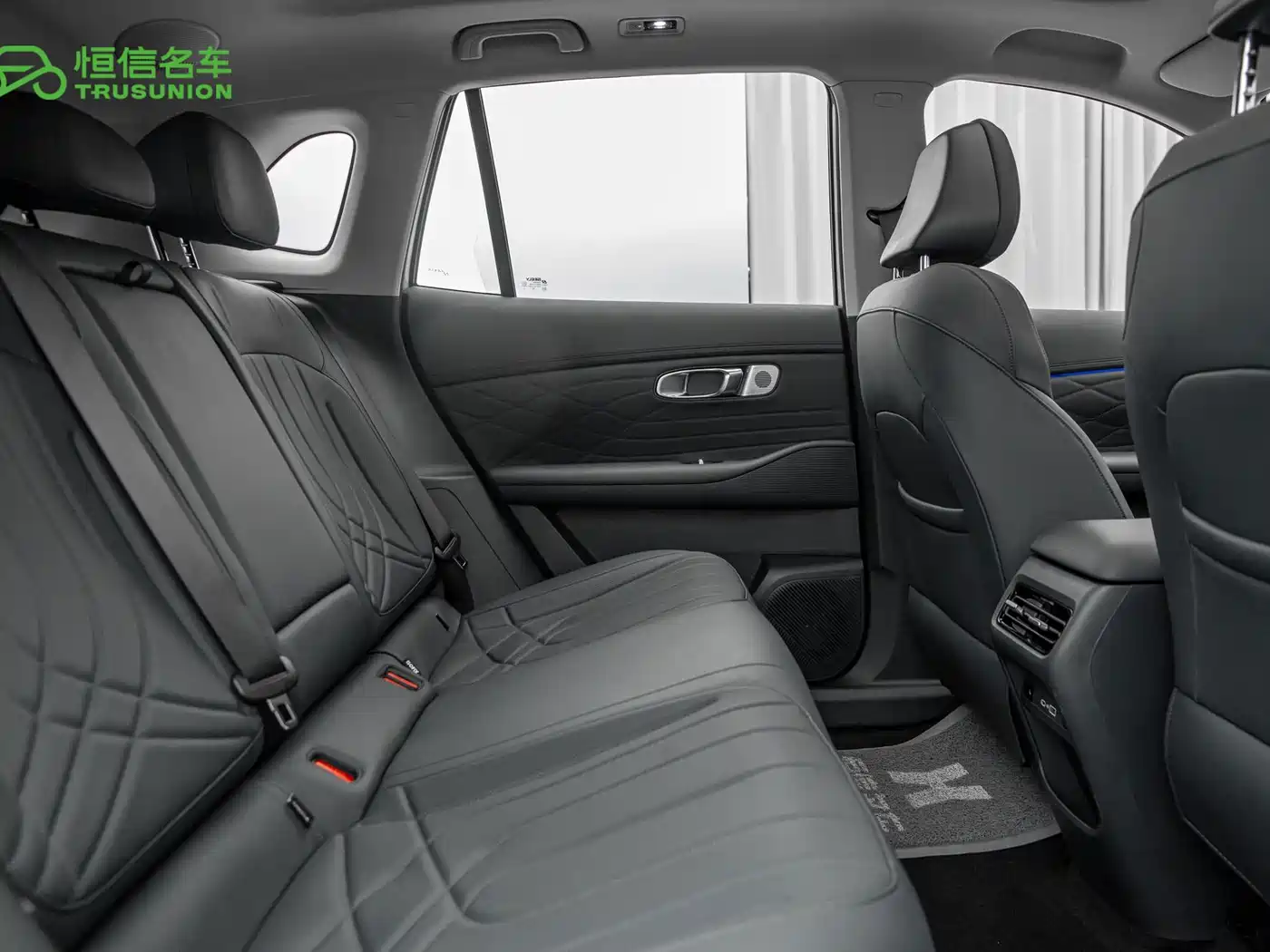 Geely Galaxy Galaxy Starship 7 EM-i 2025 2026 135km Spaceship Edition
