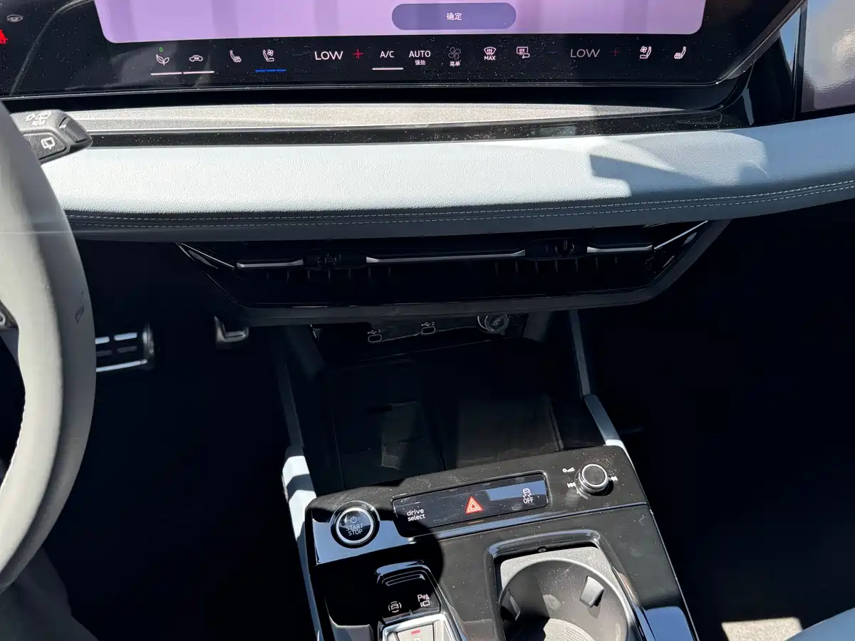 Audi Q6L e-tron 2025 Extended Range Edition фото 5