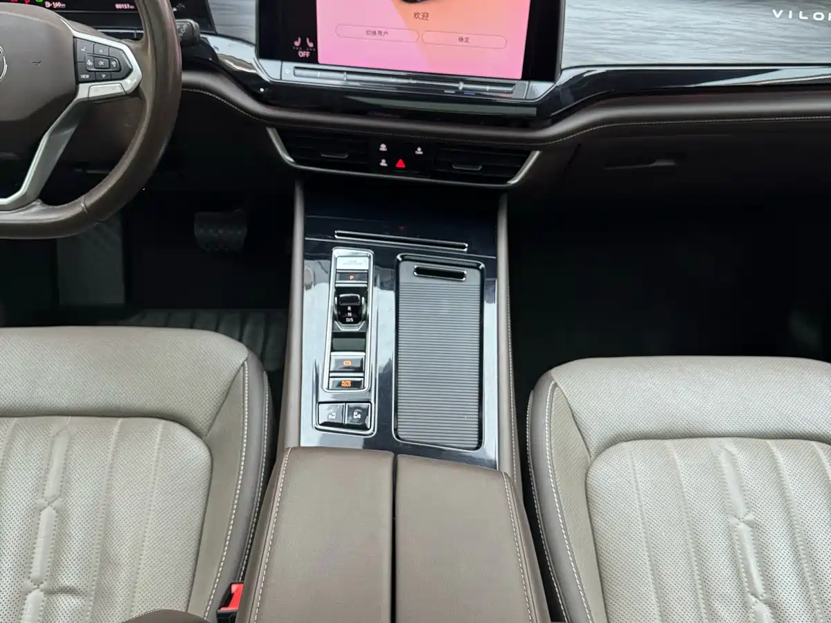 Volkswagen Viloran 2022 330TSI Luxury Edition фото 18