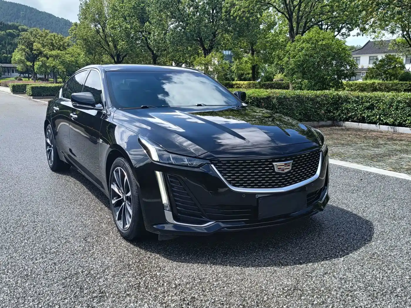 Фото 2 - Cadillac CT5