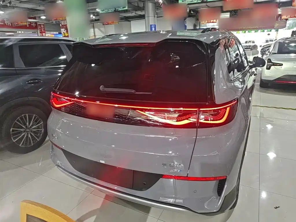 BYD Hai Shi 05 EV 2025 520KM Flagship Smart Navigation Edition фото 6