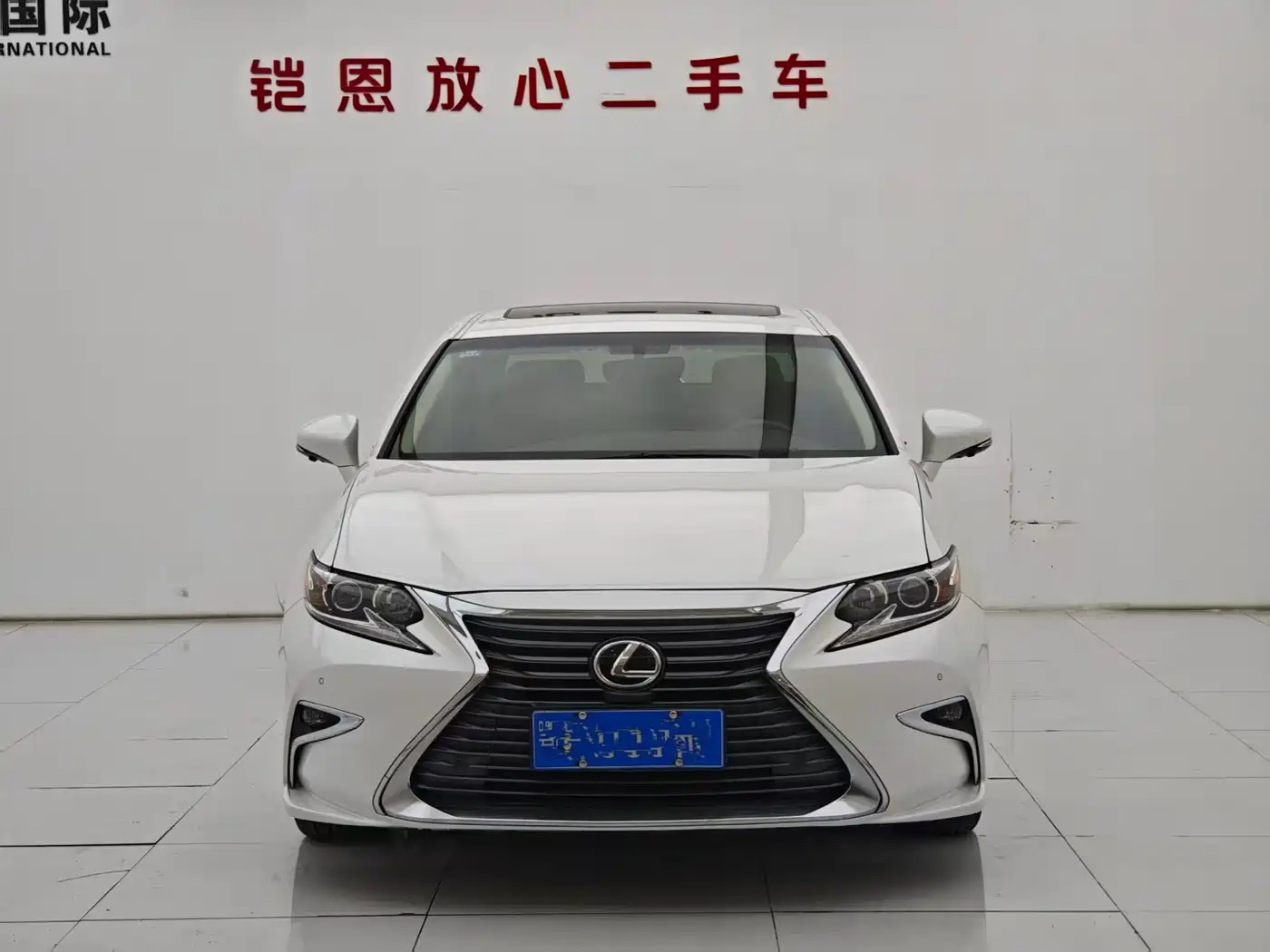 Lexus ES 2015 200 Elite Edition фото 2