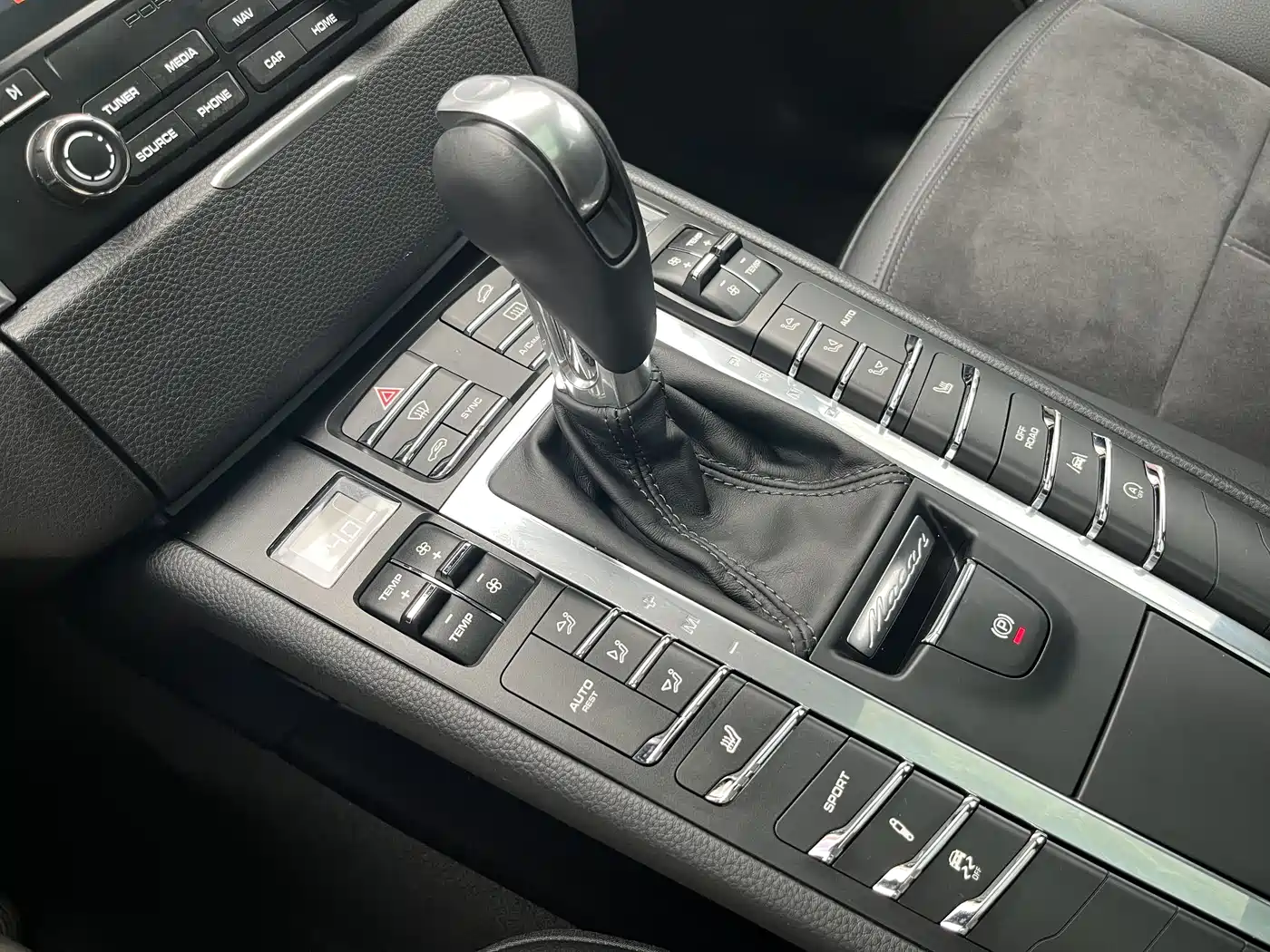 Porsche Macan 2017 Macan 2.0T фото 14