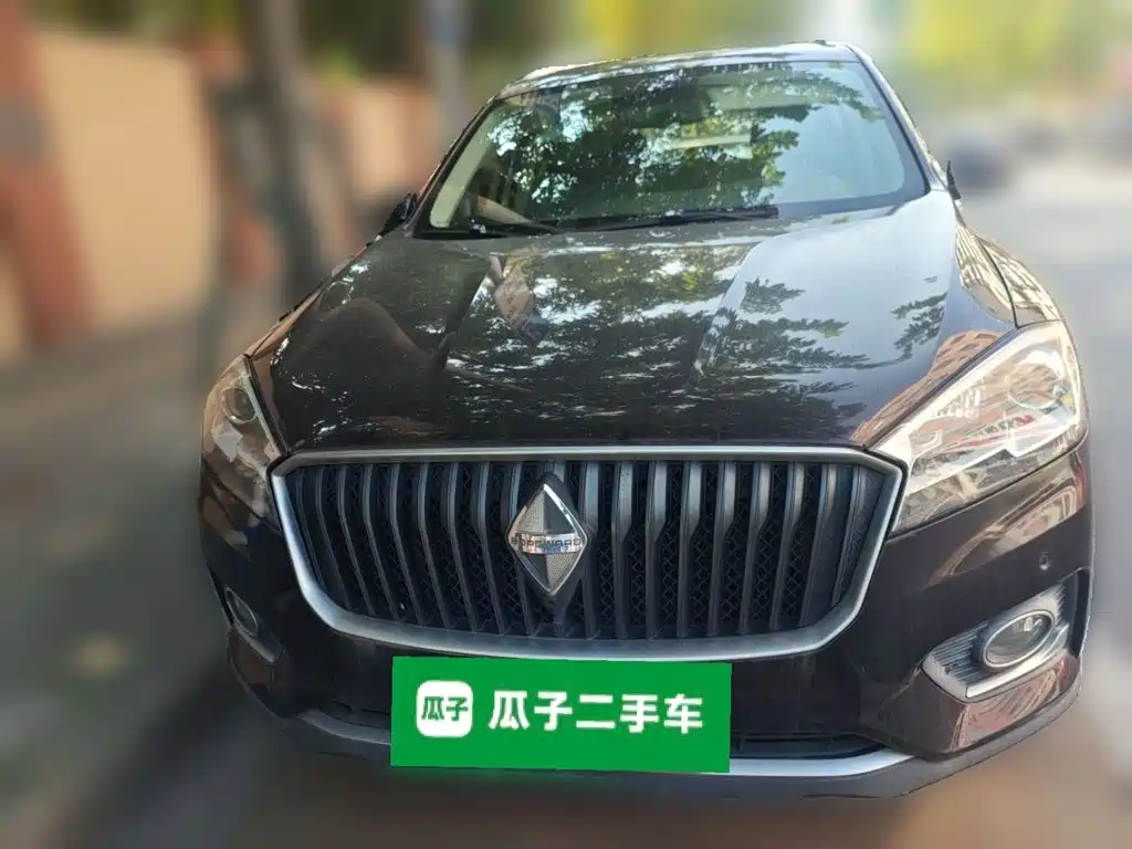 Photo 2 - Borgward BX7
