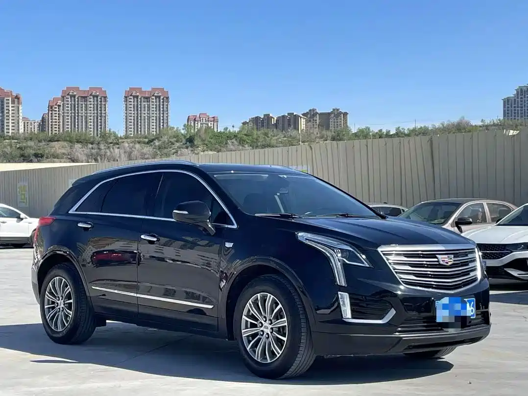 Cadillac XT5 2018 28T 4WD Luxury фото 3