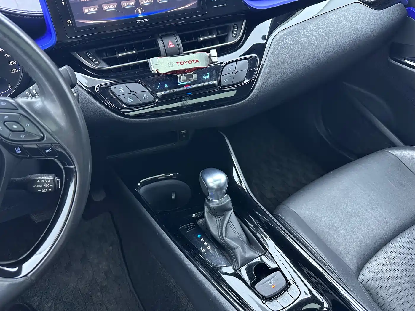Toyota IZOA 2018 2.0L Speed Edition China VI фото 14
