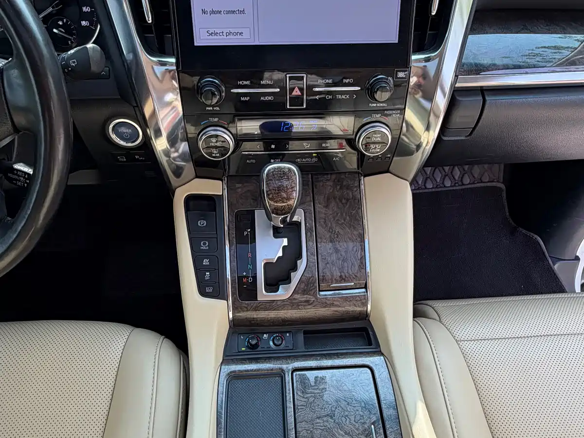 Toyota Alphard 2021 Hybrid 2.5L Premium фото 25