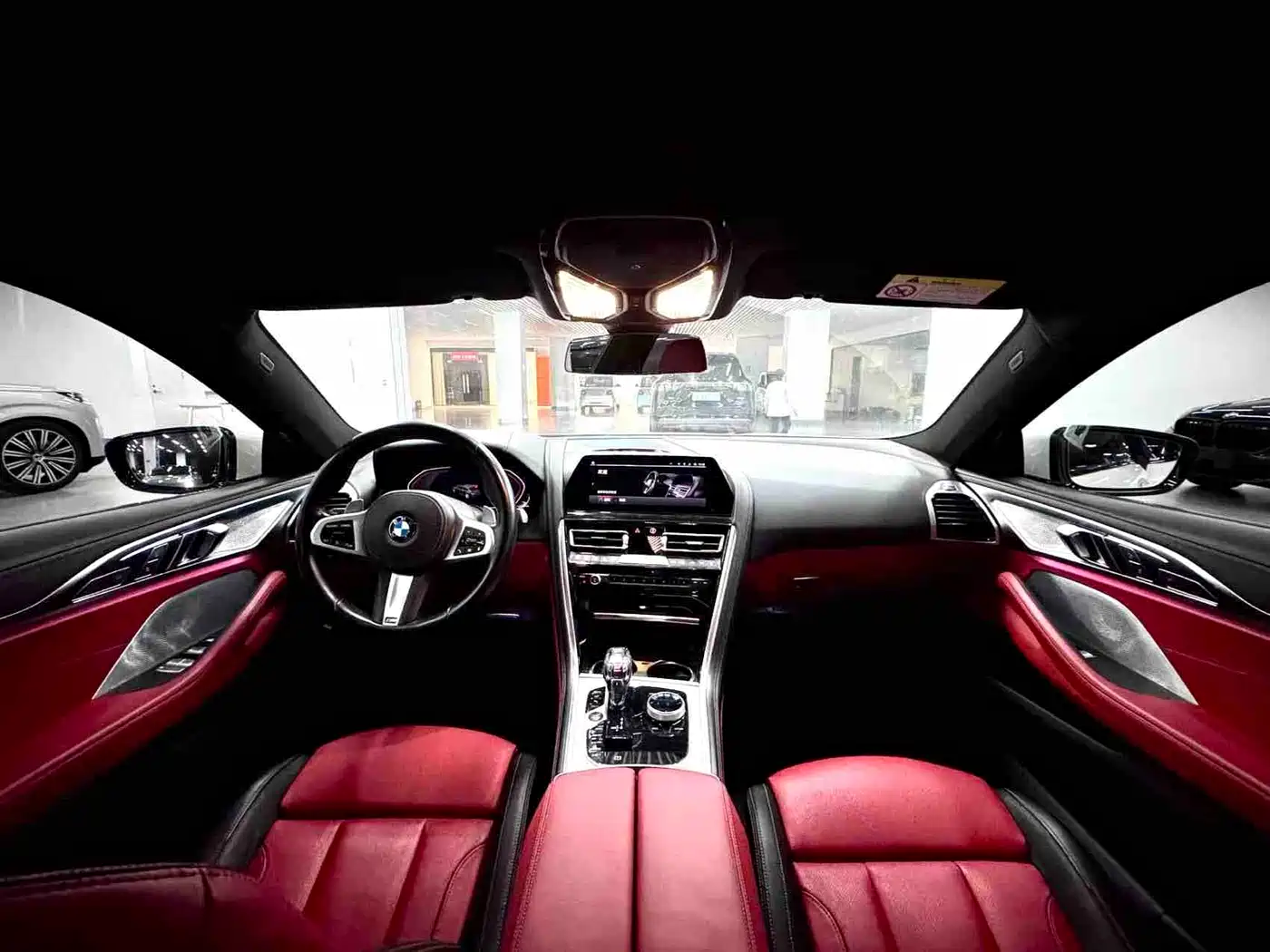 Фото 6 - BMW 8 Series