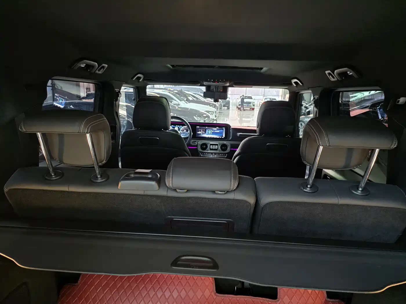 Mercedes-Benz G-Class 2024 G 350 фото 25
