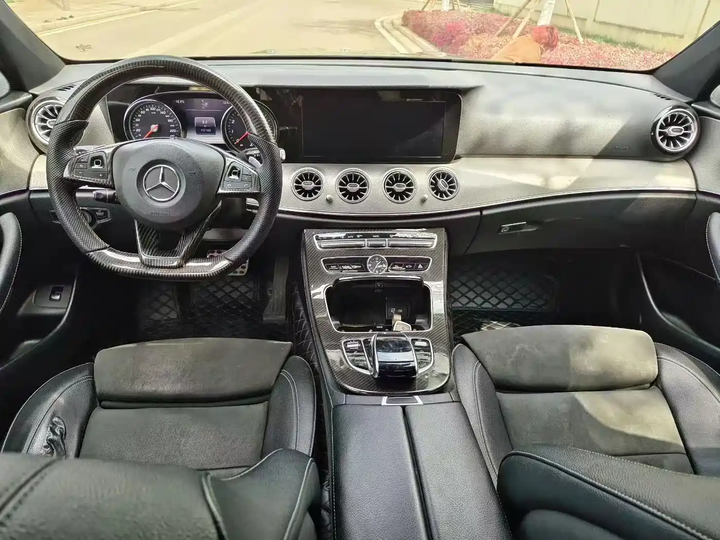 Mercedes-Benz E-Class 2017 E 200 Sport 4MATIC фото 8